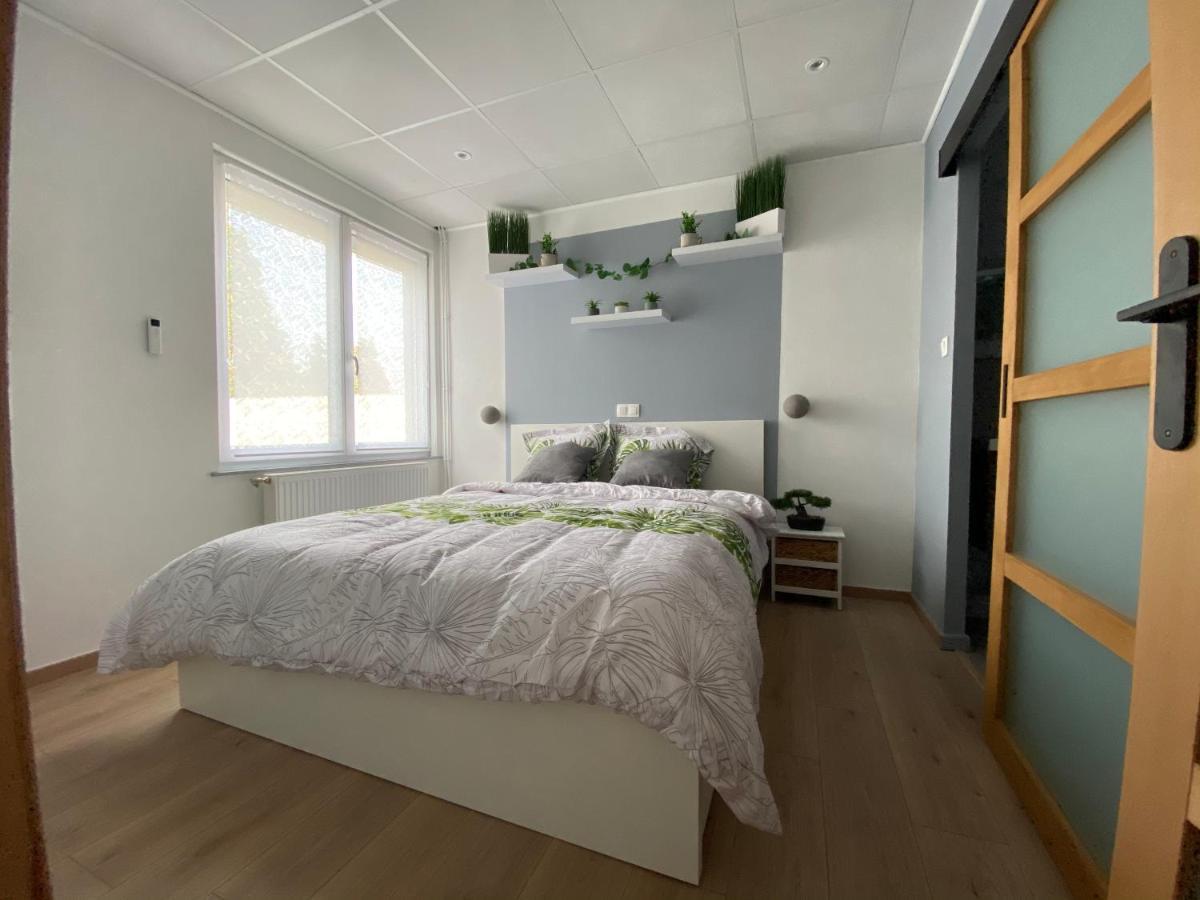 Logements Equipes A Onnaing Avec Espace Balneo En Option Proche Toyota, Autoroute Et Valenciennes Exterior photo
