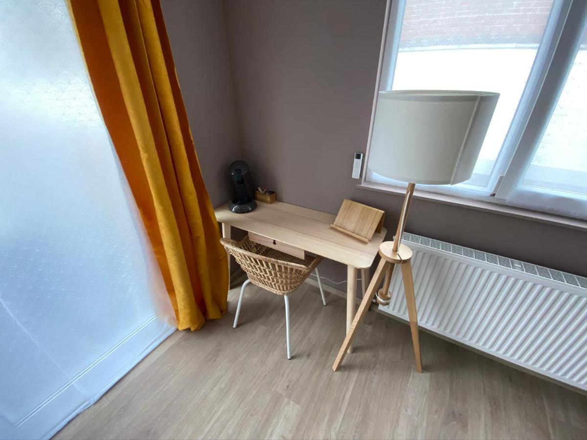 Logements Equipes A Onnaing Avec Espace Balneo En Option Proche Toyota, Autoroute Et Valenciennes Exterior photo