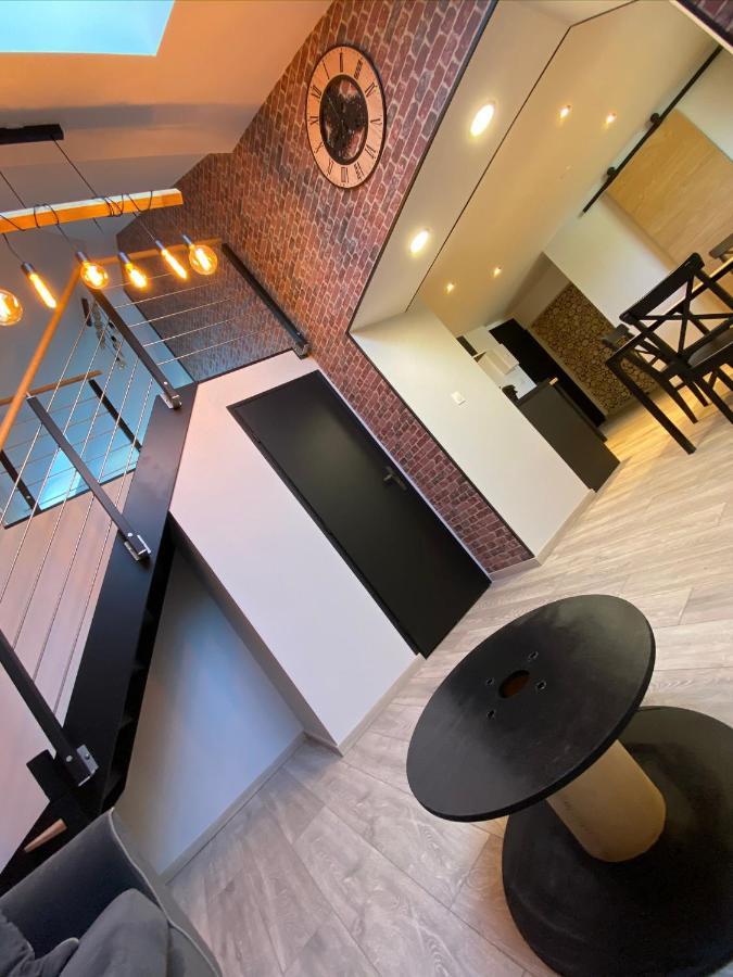 Logements Equipes A Onnaing Avec Espace Balneo En Option Proche Toyota, Autoroute Et Valenciennes Exterior photo