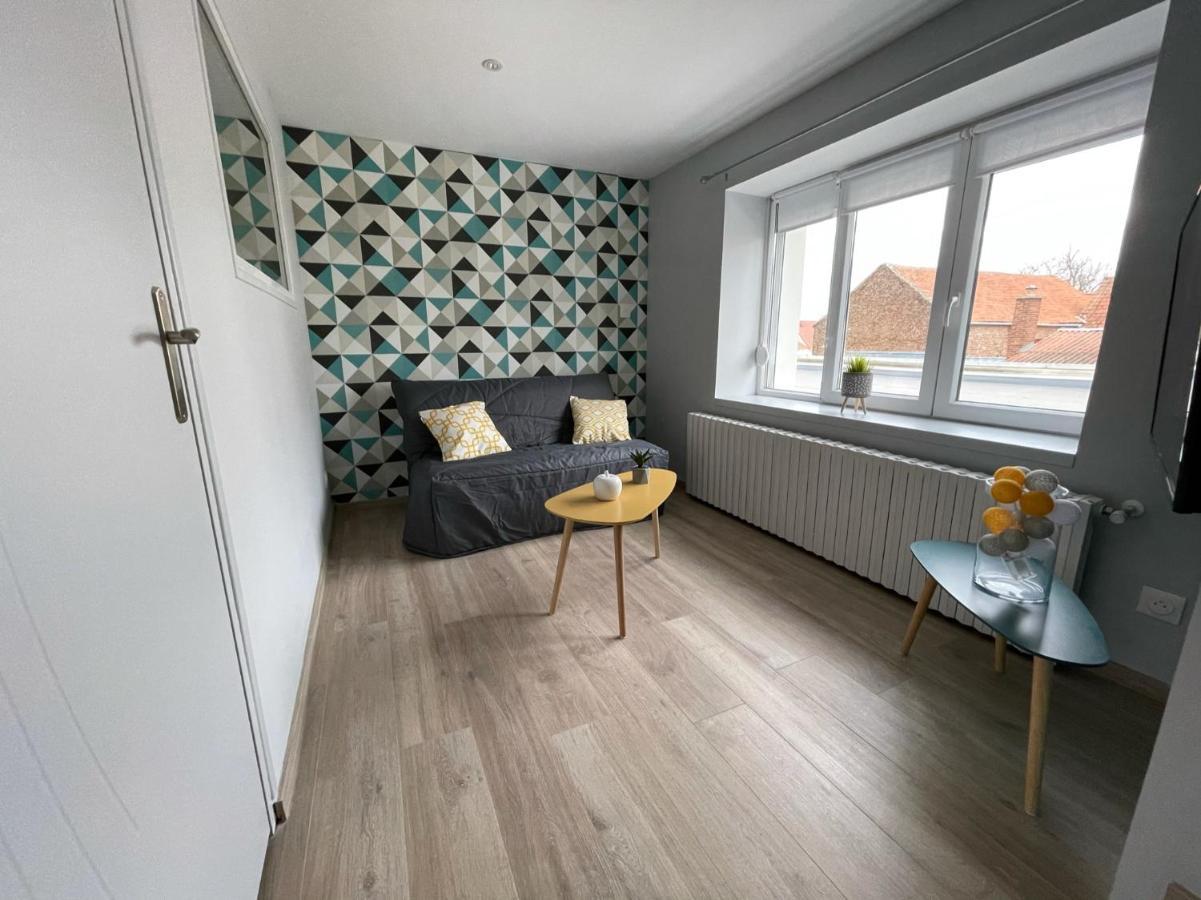 Logements Equipes A Onnaing Avec Espace Balneo En Option Proche Toyota, Autoroute Et Valenciennes Exterior photo