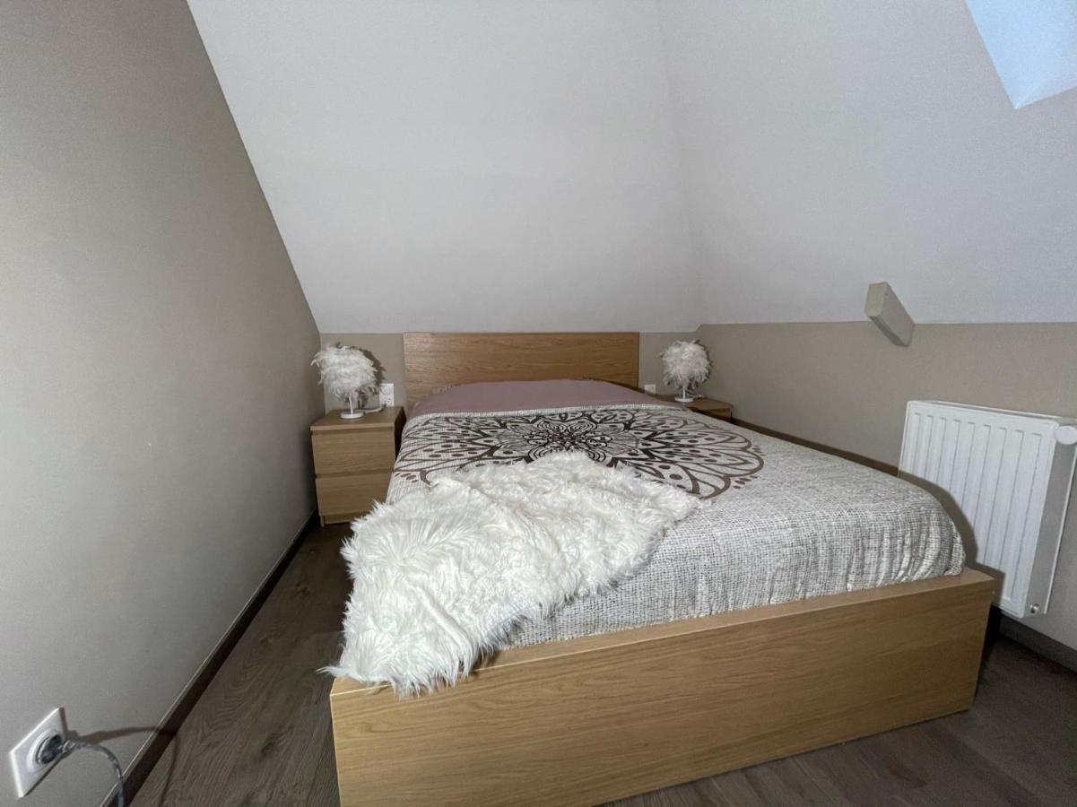 Logements Equipes A Onnaing Avec Espace Balneo En Option Proche Toyota, Autoroute Et Valenciennes Exterior photo